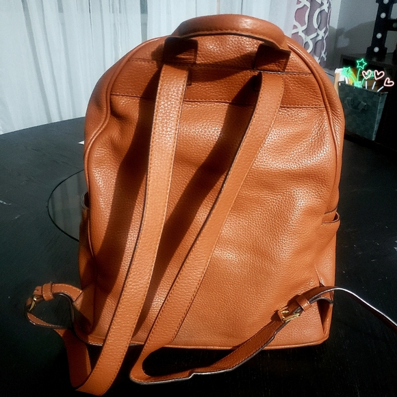 EUC Michael Kors Large Abbey Leather Backpack - Picture 2 of 11